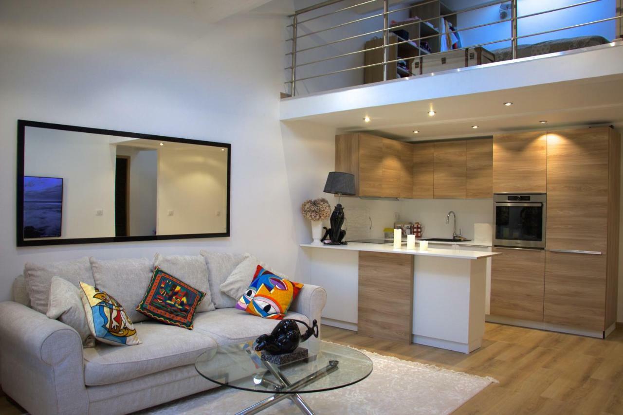 Appartement Duplex coeur vieil Antibes Old city Marché provencal Exterior foto